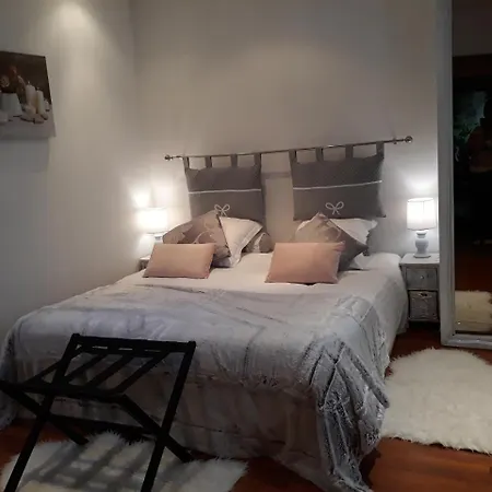 לינה וארוחת בוקר 